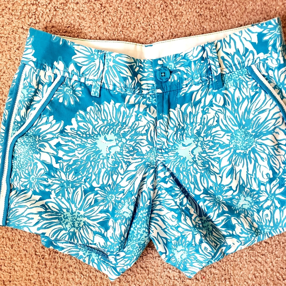 "Lilly  Pulitzer" Size 4 Shorts